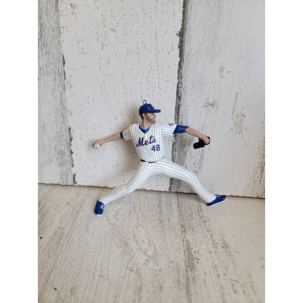 Hallmark New York Mets Jacob degrom pitcher baseball‎ ornament Xmas